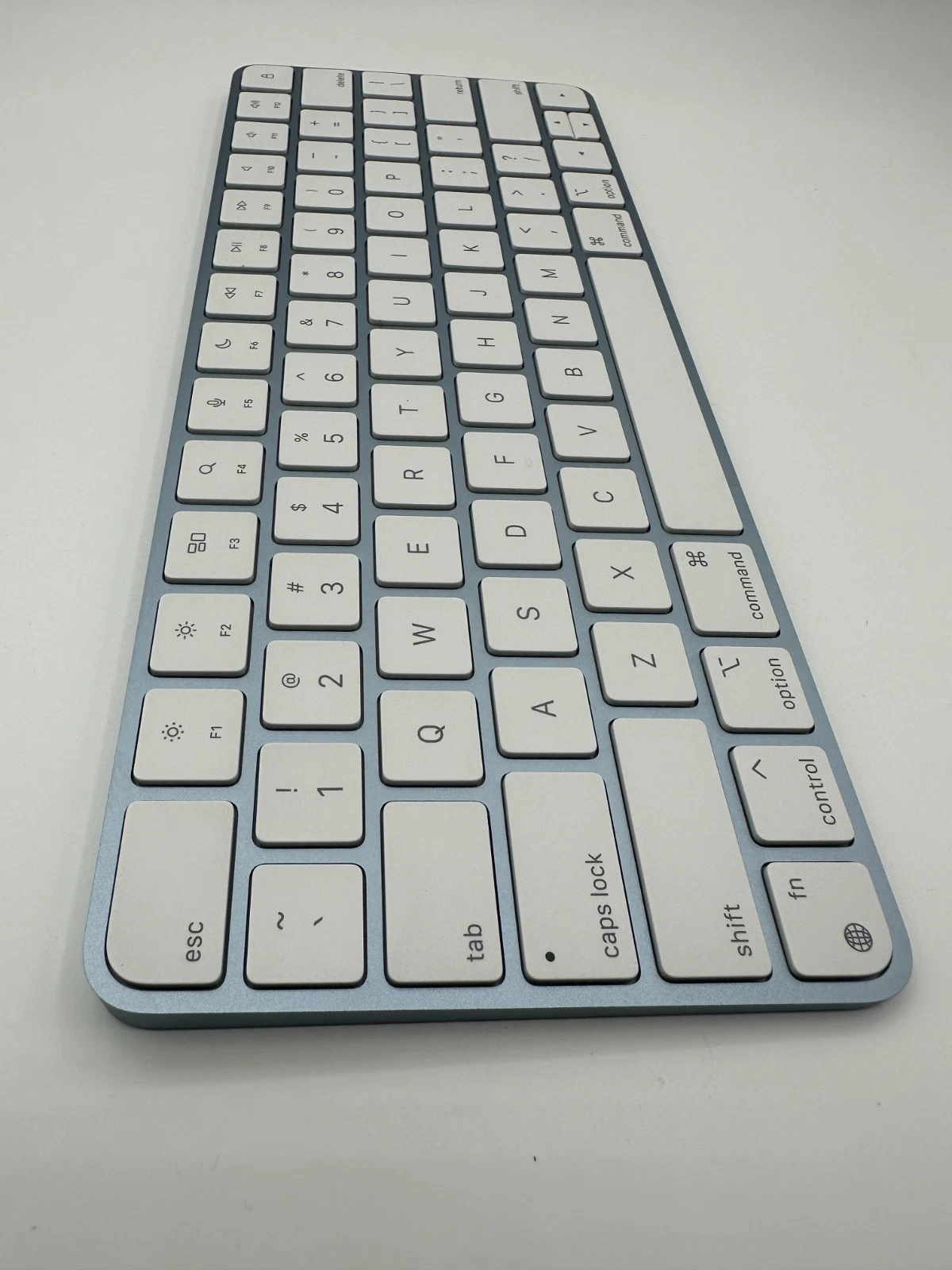 Apple Teclado Apple Bluetooth Magic Keyboard 2 A1644