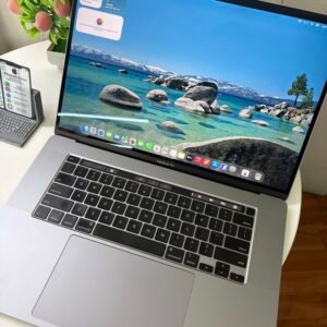 MacBook Pro 16” core i9 32gb ram 512ssd
