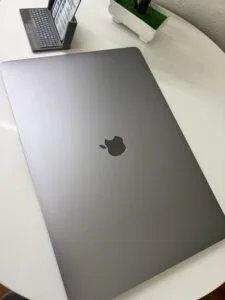 Foto 3 de MacBook Pro 16” core i9 32gb ram 512ssd