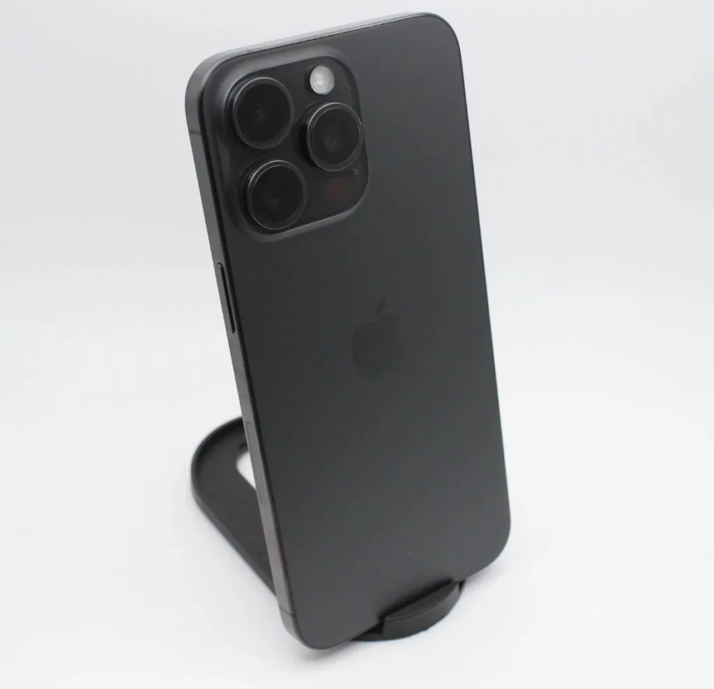 Apple iPhone 15 Pro Max 256GB Negro Open Box - vista 1