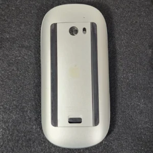 Foto 3 de Apple Magic Mouse primera Gen Bluetooth Wireless A1296 - imagen 4