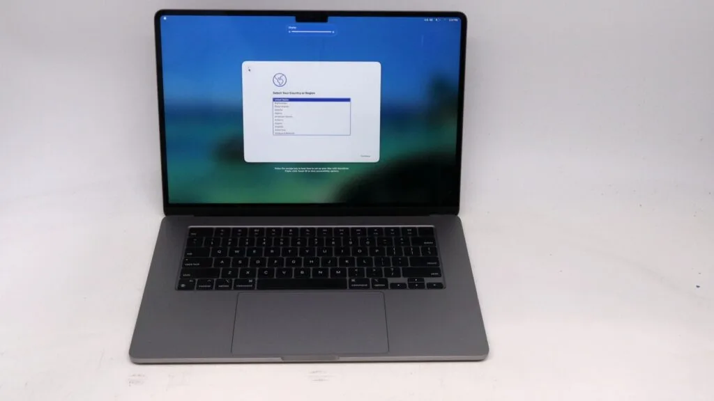 MacBook Air 13 M2 8GB/256GB Open Box - vista 1