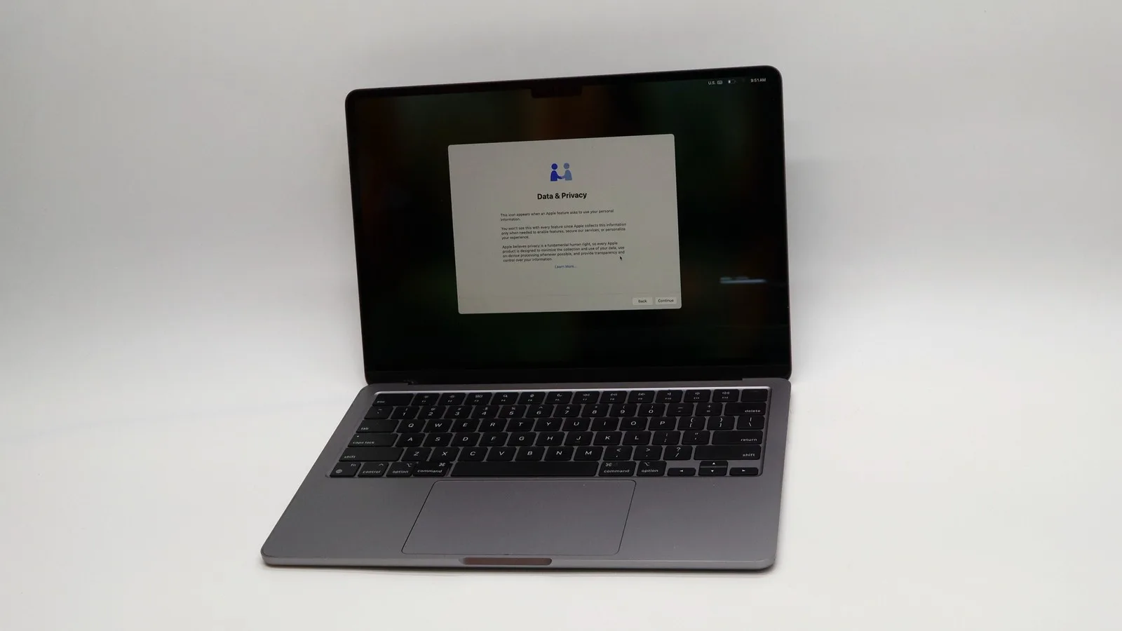 MacBook Pro 14 M2 Pro 16GB/512GB Open Box - vista 2