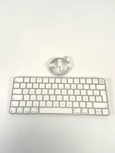 Foto 2 de Magic Keyboard con Touch ID Open Box - imagen 1